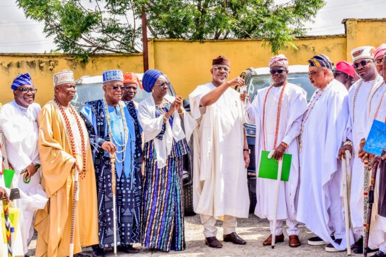 Abiodun gifts Ogun monarchs 40 SUVs, tasks them on security