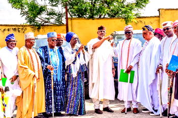 Abiodun gifts Ogun monarchs 40 SUVs