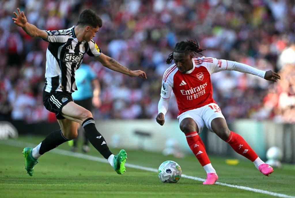 Premier League: Eze's stunning strike propels Arsenal to the top of the EPL table