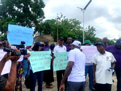 FUTA SSANU protests non-remittance of NHF contributions, demands refunds for retirees