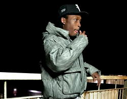 Tez releases new single ‘Heartbreaker,’ blending R&B and hip-hop influences