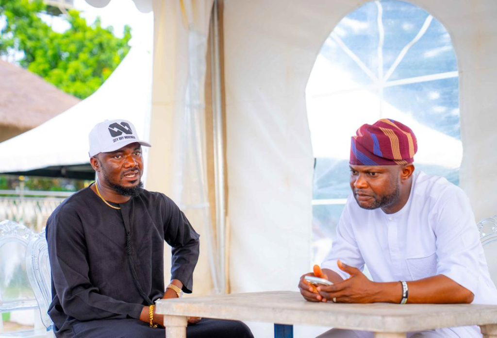 APC Chieftain Iluore Pays condolence visit to Edo Deputy Governor over mother’s death