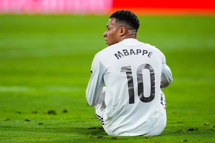 Injured Mbappe faces backlash over Sardinia trip before Clasico