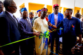 Okpebholo pledges N2bn, buses for Edo Varsity