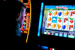 Classic slot themes that never go out of style at Royal Sea Casino