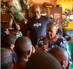 Onjeh consults with Otukpo orphanage home, receives prayers, blessings