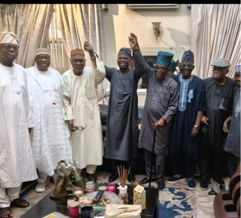 2027: Lagos East GAC leaders endorse Sen Abiru's re-election