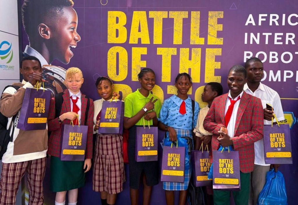 Some of the Les Ojugbana foundations sponsored School children