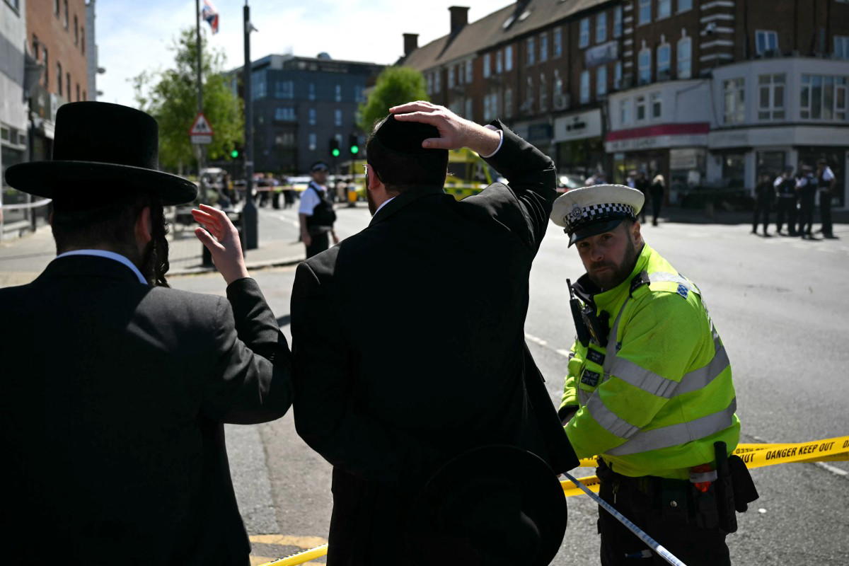 Two London Jews stabbed in latest attack targeting Jewish community