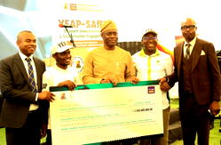 Oyo, FCMB, Mastercard Foundation disburse ₦1.5bn to youth farmers