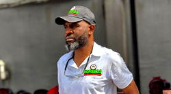 Billionaire businessman Mike Ikoku empowers 1000 Imolites, praises Uzodinma