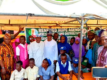 Lawmaker distributes furniture to schools in Lagos, eyes more educational projects