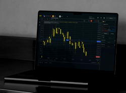 From gold to FX to indices: How traders can build a cross-asset routine for uncertain markets