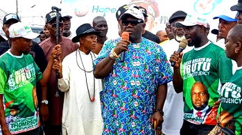 2027: Delta political groups purchase nomination form for Reps aspirant