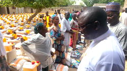 CAN distributes relief items donated by Barnabas Aid UK to 1,000 displaced Borno households