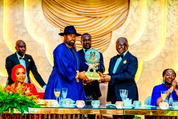 Olu of Warri, Asantehene strengthen royal ties as peace artifact is exchanged