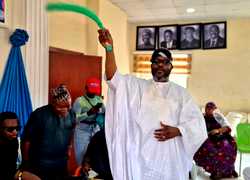 Oyo APC strengthens political base as 2019 ANRP governorship candidate joins party