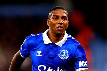 Ashley Young announces retirement from football aged 40