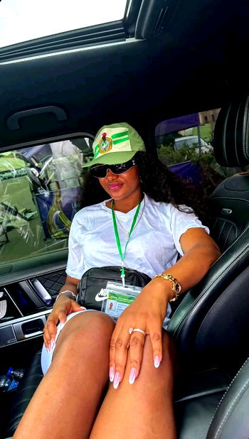 ‘This is nonsense’ – BBNaija’s Chomzy faces backlash for sitting in car during NYSC parade