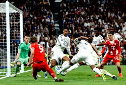 Champions League: Bayern Munich beat Real Madrid 2-1 in quarter-final 1st leg