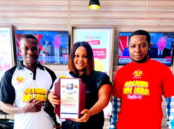 Cultural promoter, Lilian Ogechi receieves Igbo heritage award