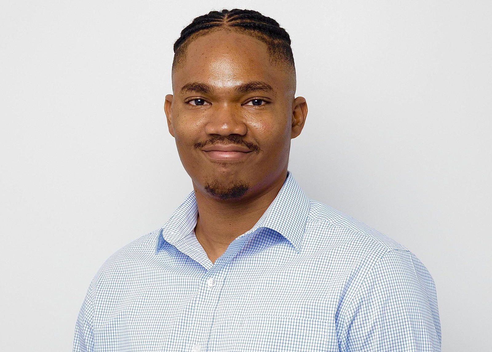 Nigerian Decision Scientist creates framework for AI adoption in business