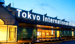Top 10 airports in the world
