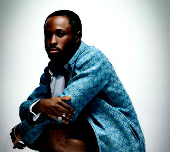 Ghanaian artist DoTT launches global campaign with world’s largest handbag