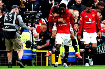 Man United beat Liverpool 3-2 to secure Champions League qualification