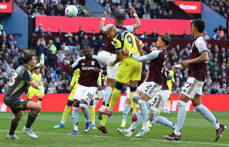 Tottenham sort de la zone de relégation après une victoire 2-1 contre Aston Villa