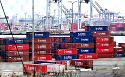 US trade court rules against Trump’s global 10% tariff