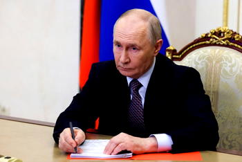 Russia calls on US, Iran to ‘return to negotiating table’