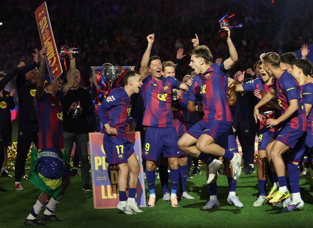Lionel Messi celebrates Barcelona’s La Liga title