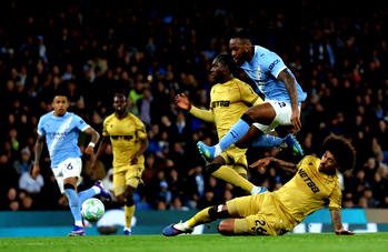 Man City see off Crystal Palace to keep pressure on Arsenal