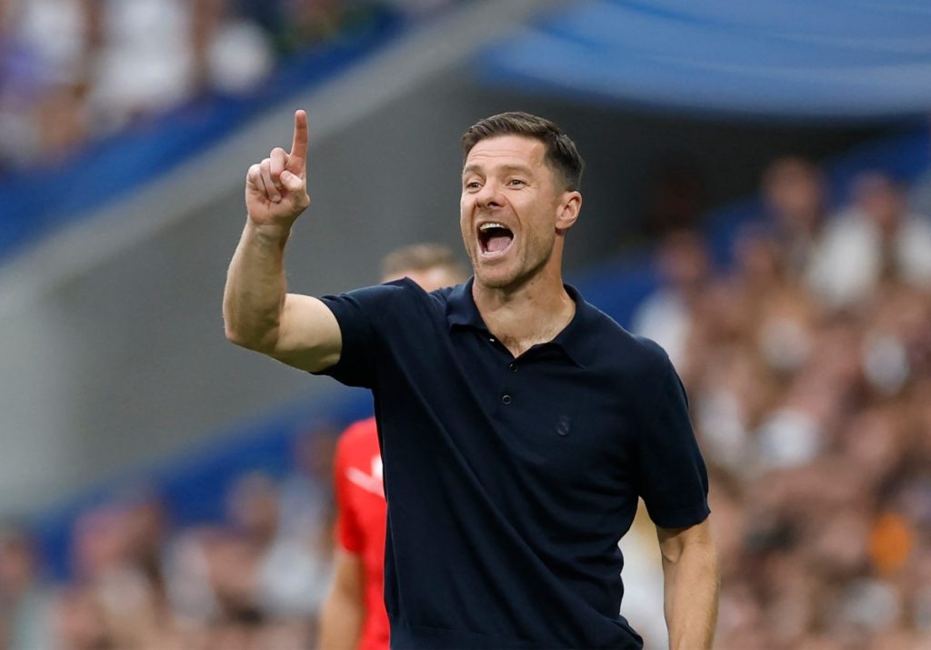 Chelsea appoints Xabi Alonso as head coach on a four‑year contract.