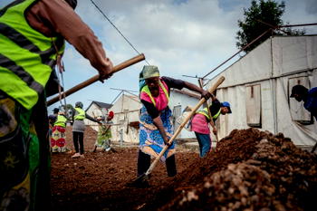 ‘Scale and speed’ of Ebola outbreak worry WHO
