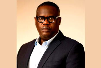 Video: Samuel Ajose steps down for Hamzat in Lagos APC race