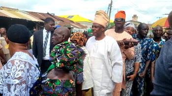 Amosun rallies support for Tinubu at APC presidential primary