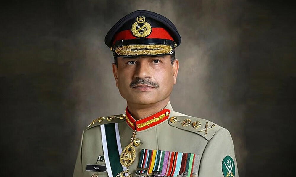 Pakistan army chief due in Iran as Trump says talks on ‘borderline’