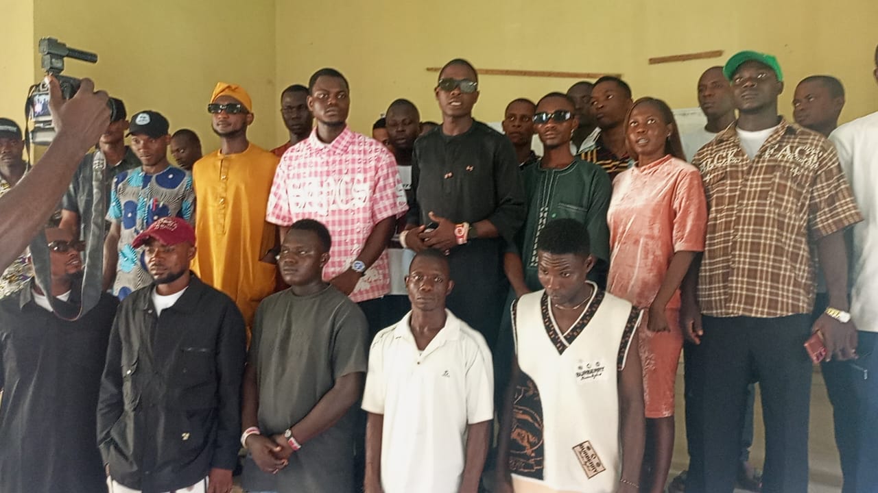 2027: Students endorse Mutu’s candidacy, commend Delta APC leadership