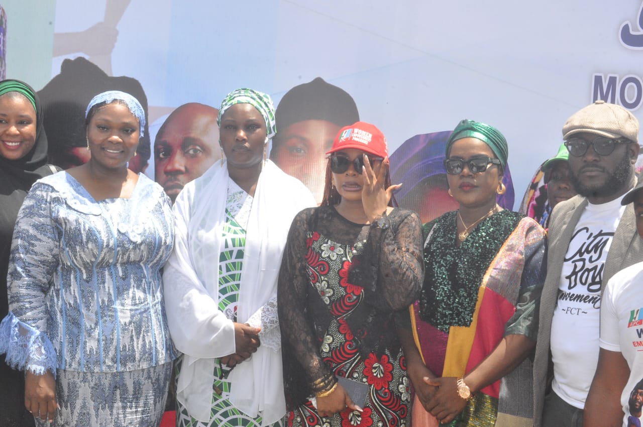 City Boy Movement empowers 1,000 FCT women, backs Tinubu’s re-election