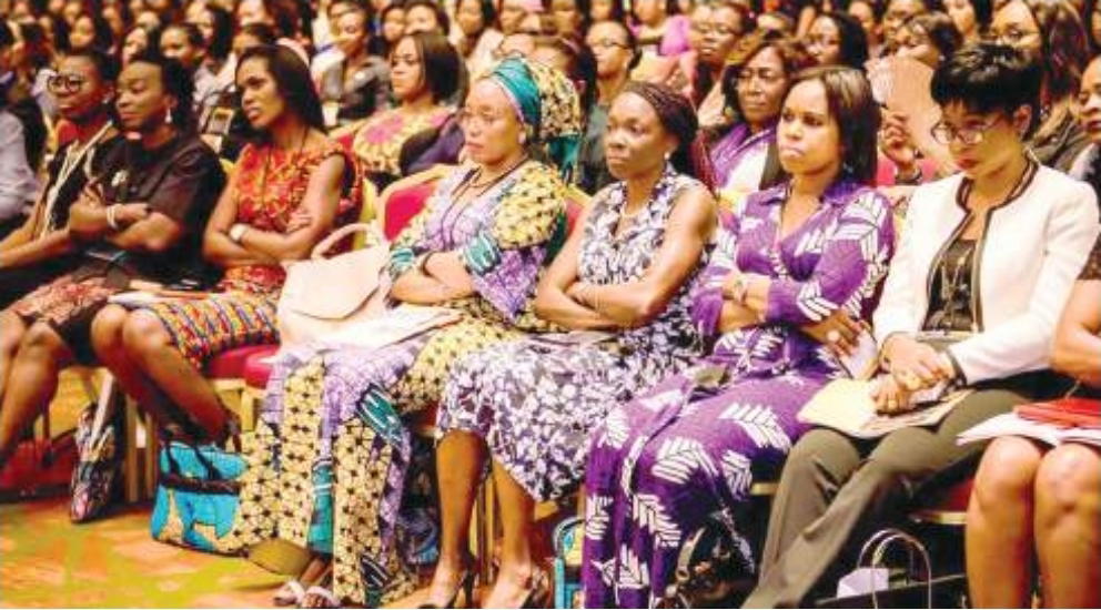 The invisible rules of women in power