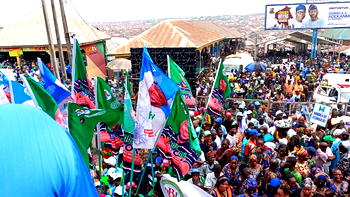 2027: Makinde’s PDP-APM alliance draws crowd in Ibadan