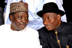 Nigeria won’t fall – Gowon; leadership proved in crisis – Jonathan