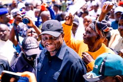 Primary: Yilwatda votes in Plateau, commends peaceful exercise
