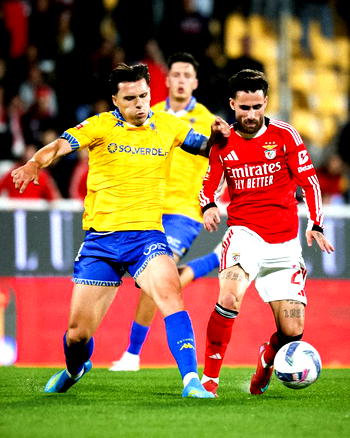 Mourinho’s Benfica go unbeaten but finish third in league table