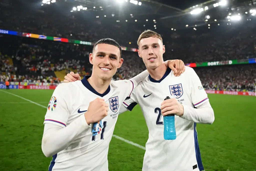 Foden, Palmer to miss out on England World Cup squad