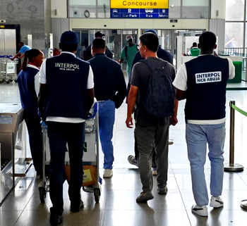 Nigeria police extradite Chinese suspect in $245 million fraud case