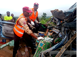 11 die as vehicle plunges off Ogun bridge