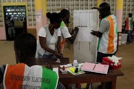 Ivory Coast dissolves election body criticised by the opposition